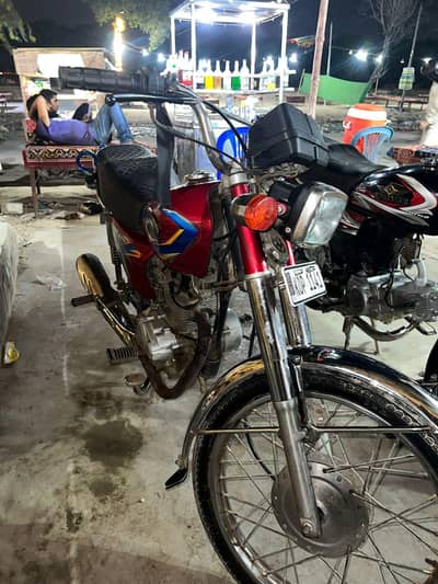 united 125