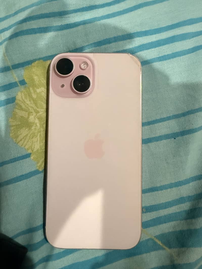 Apple iPhone 15 2