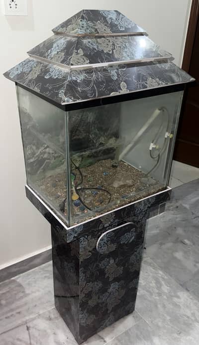 Aquarium For Small Fish in Very Good Condition