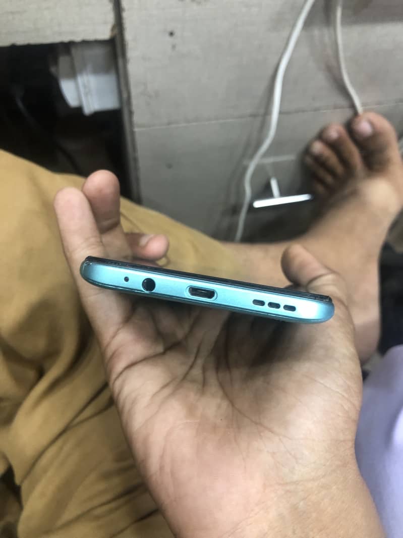Tecno Camon 17 13