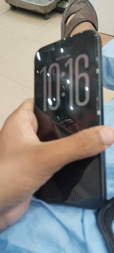 Apple iPhone 16 Pro Max black titanium