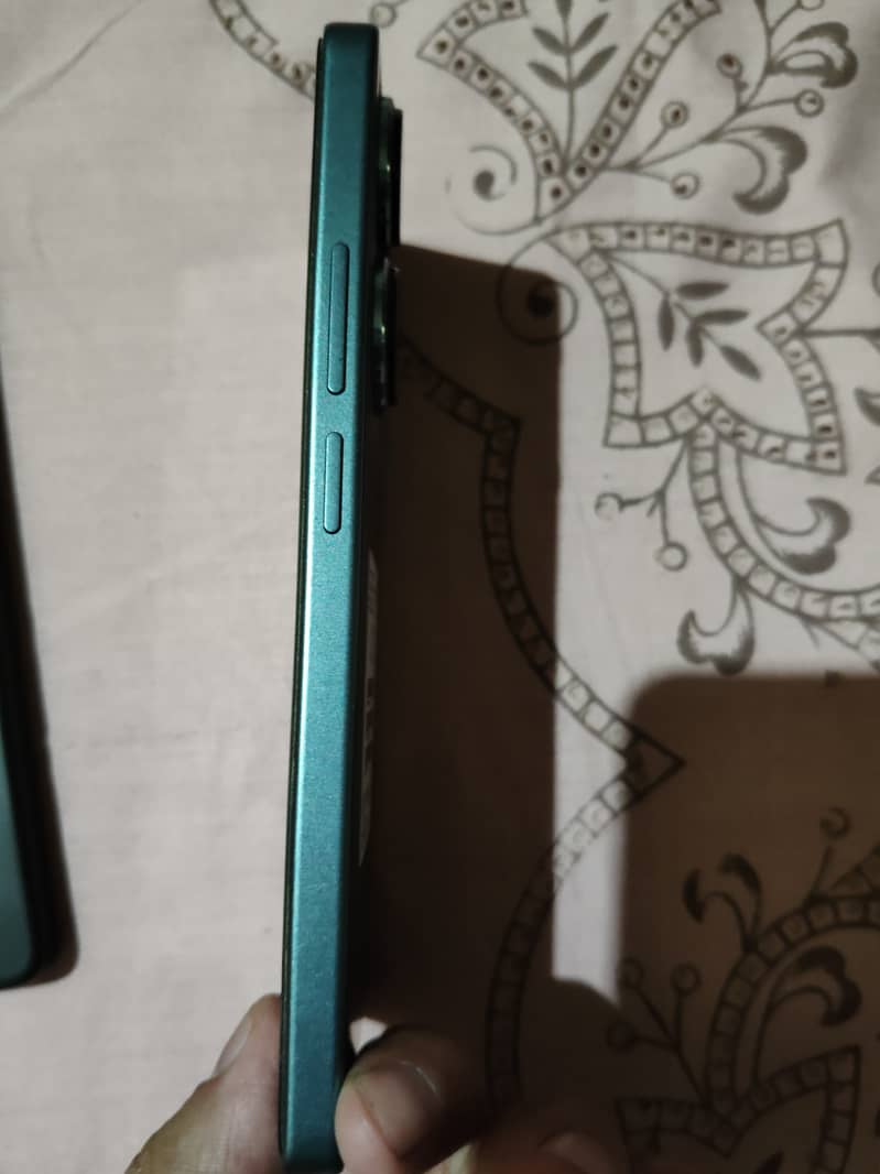Xiaomi Redmi Note 13 Pro 2
