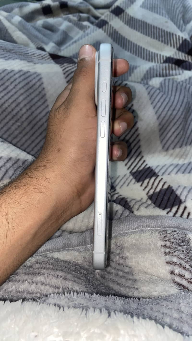 Iphone 17 pro max 5