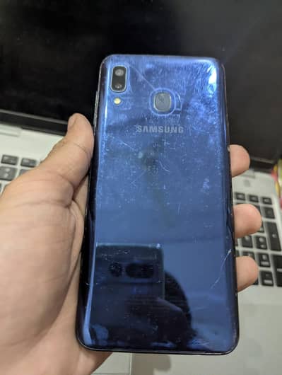 Samsung Galaxy A20