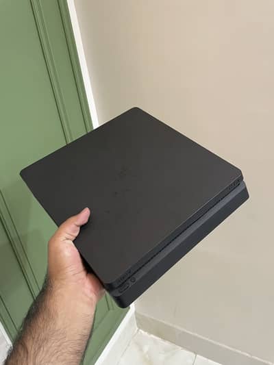 PlayStation 4 slim 1 tb with high end games