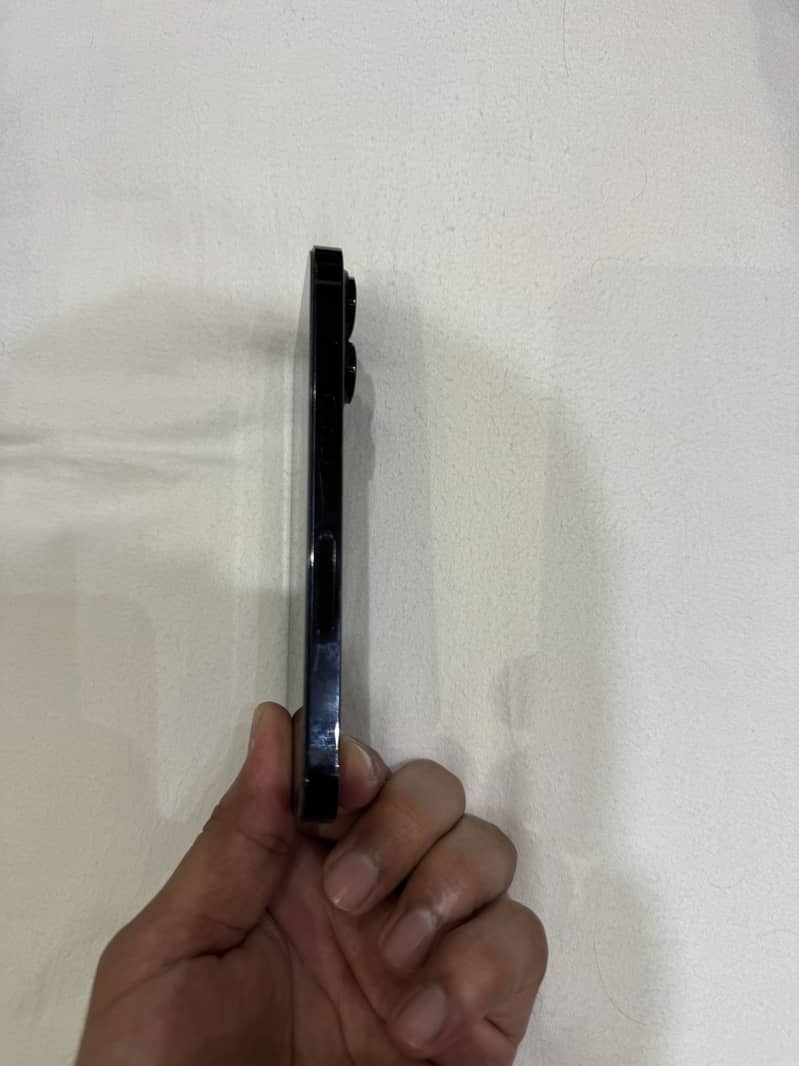 iPhone 14 Pro 2