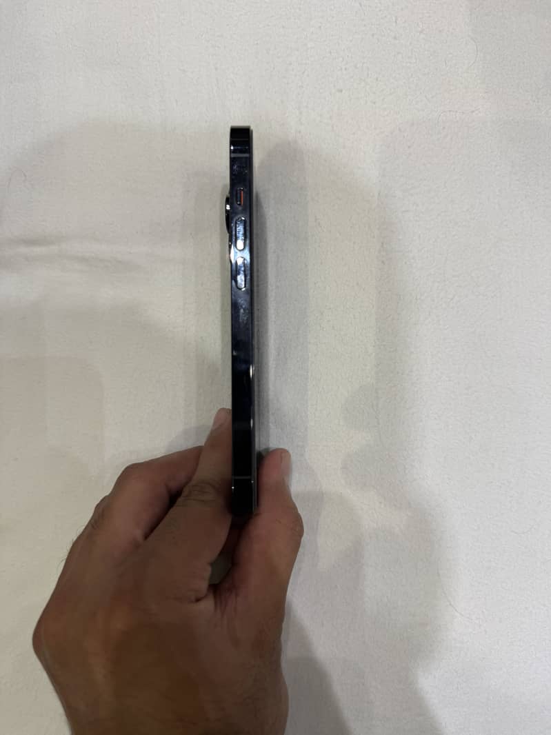 iPhone 14 Pro 3