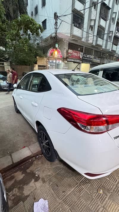 Toyota Yaris 2021 ativ