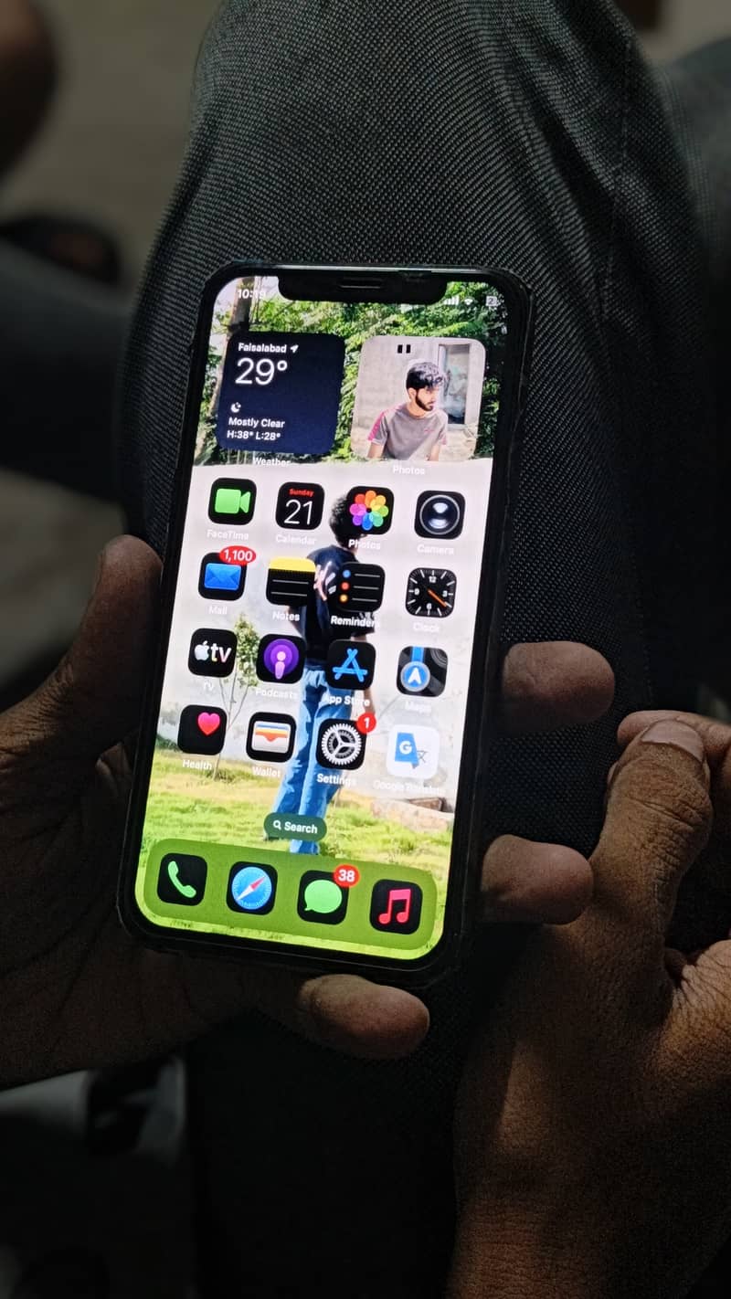 Apple iPhone X 2