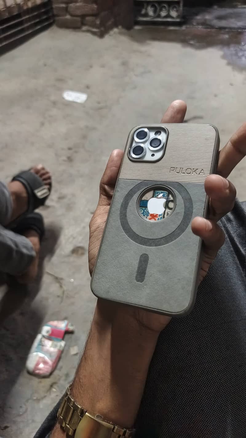Apple iPhone X 3