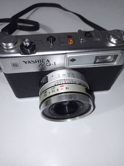 Yashika mg 1 Camera