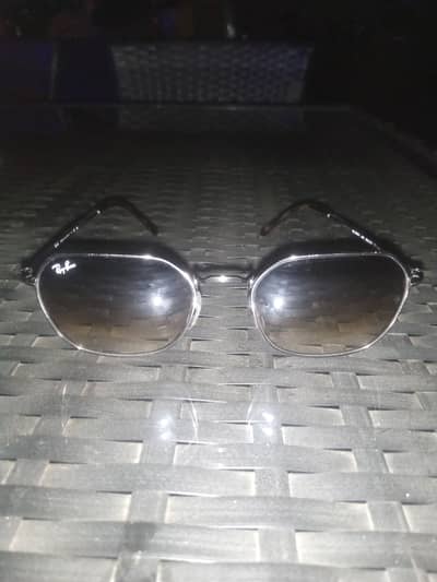 Original Ray-Ban Sunglasses (Model RB3694) - Excellent Condition