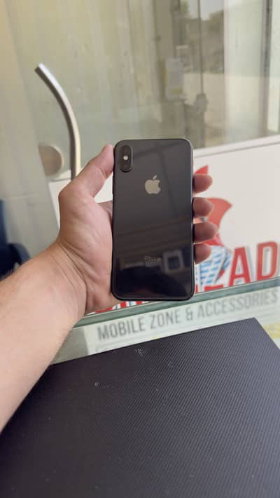 Apple iPhone XS