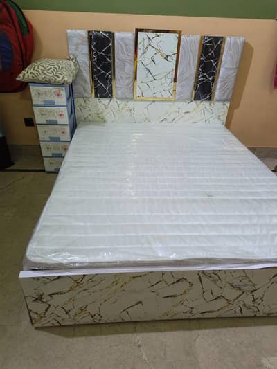 New Bed Lamination white Color 6×5 Bed with Foam 10 of 10 condition