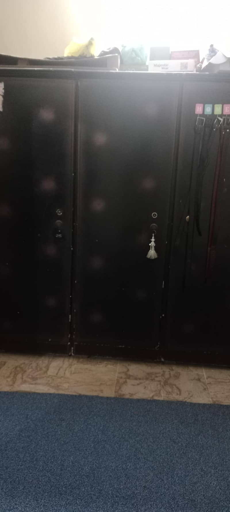wardrobe 3