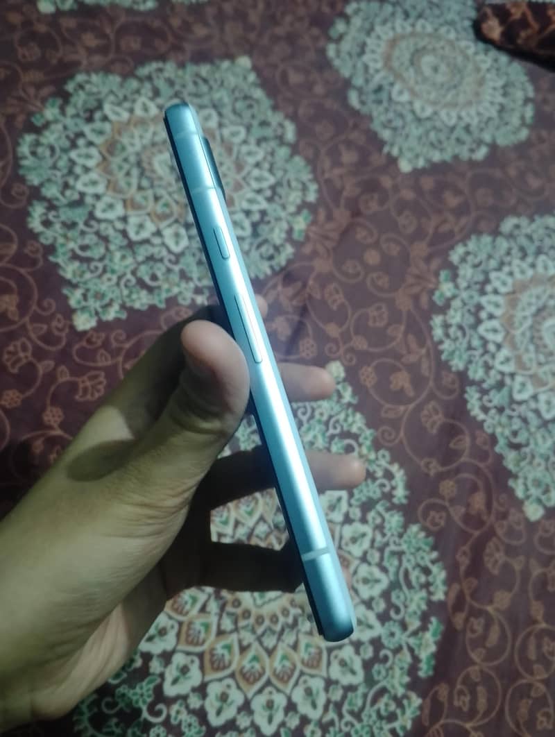 Google Pixel 7a 4