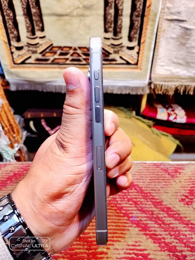 Iphone 15 pro max 7