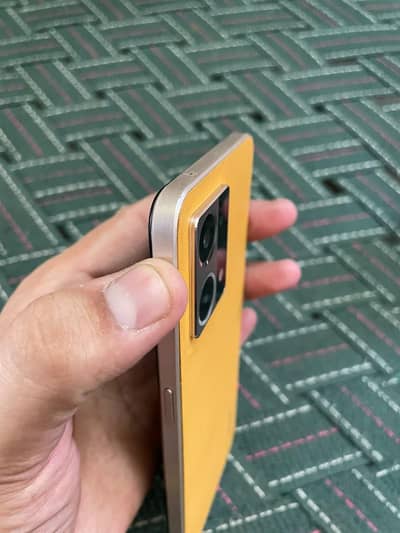 OPPO F21 Pro