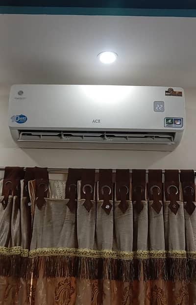 PEL 1.5 ton inverter AC in lush Condition. price is not fix. . . .
