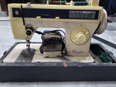 ORIGINAL SINGER SEWING MACHINE