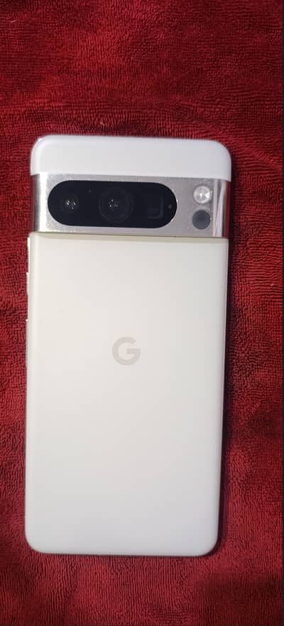 Google Pixel 8 Pro