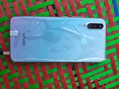 Vivo Y17