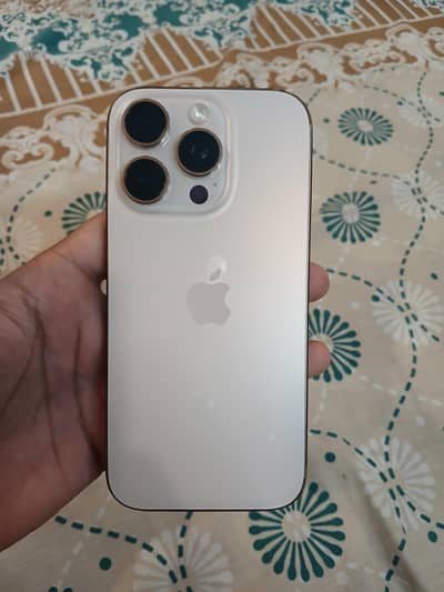 Apple iPhone 16 Pro