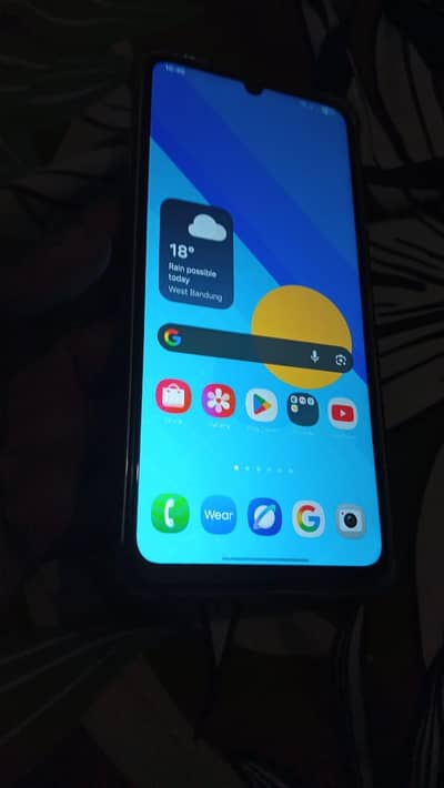 Samsung Mobile A06