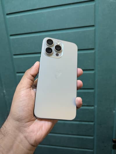 Apple iPhone 15 Pro Max