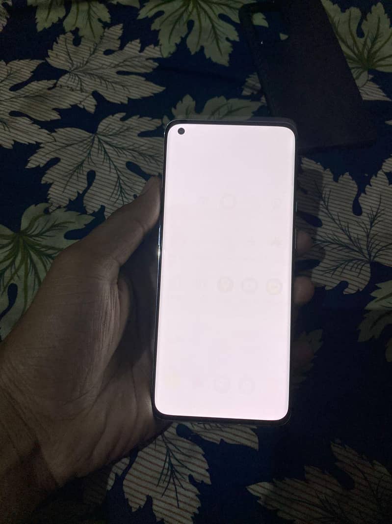 One Plus 9 Pro 4