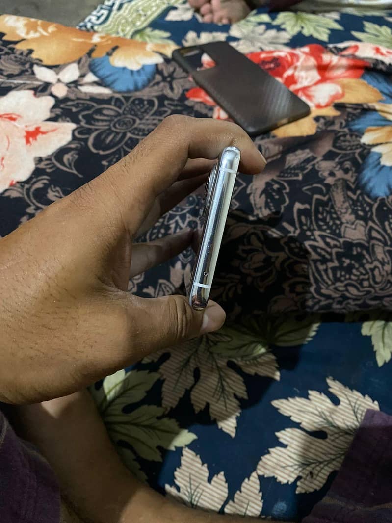 One Plus 9 Pro 8