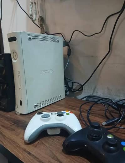 good condition Xbox 360 price Kam kar dunga