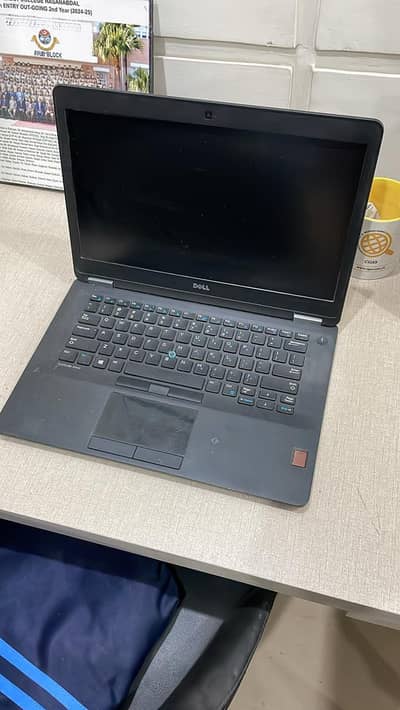 Dell Latitude E7470 Core i7 ( 6th generation) -8 GB /256 SSD -