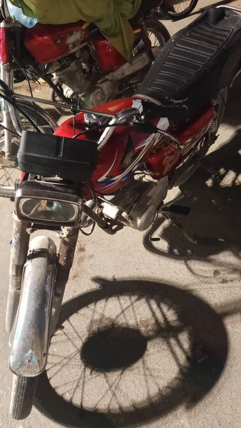 Unique 125 0
