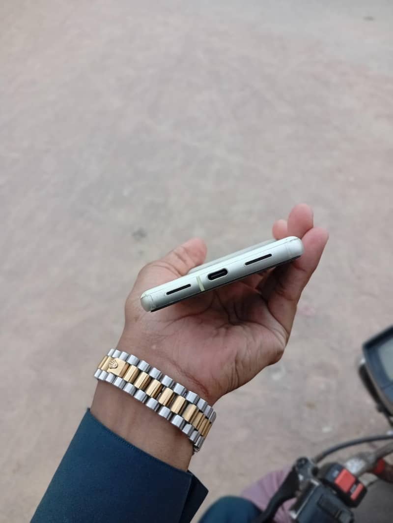 Google Pixel 7 8