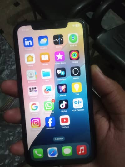 Apple iPhone 11