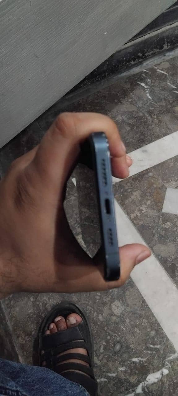 Iphone 12 pro max 2