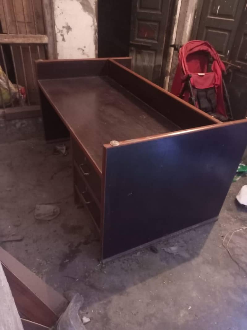 Office table 3