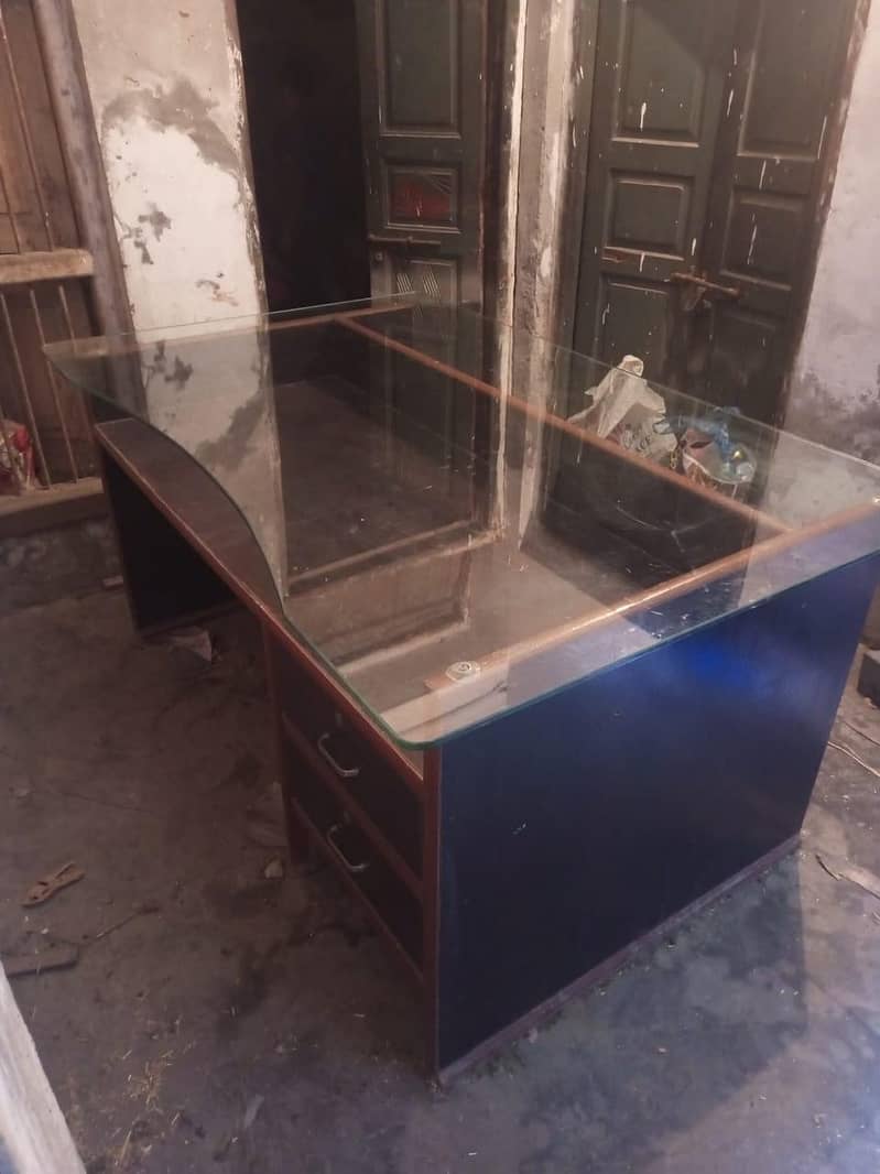 Office table 4