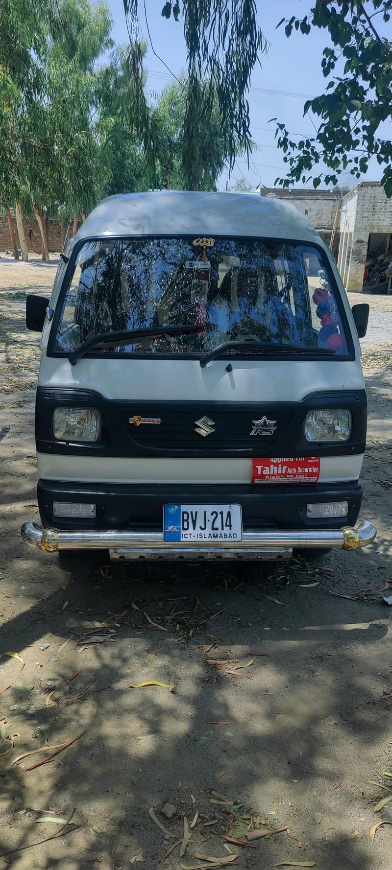 Suzuki bolan 2