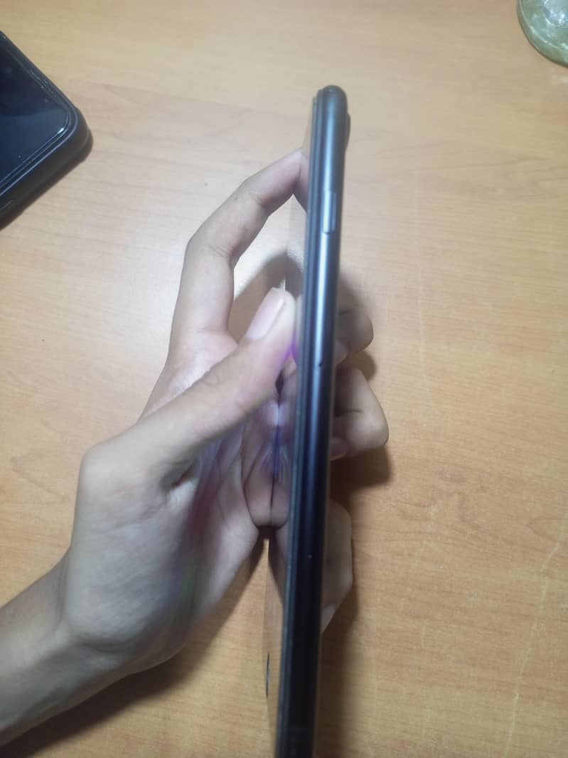 Apple iPhone 7 Plus 4