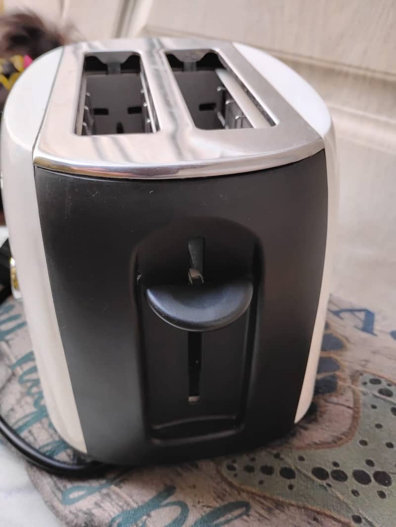 Toaster 3