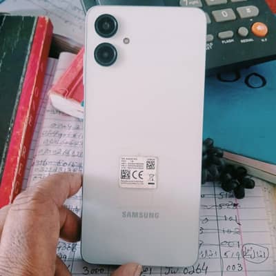 Samsung mobile 6bp Ram 128 GB RAM