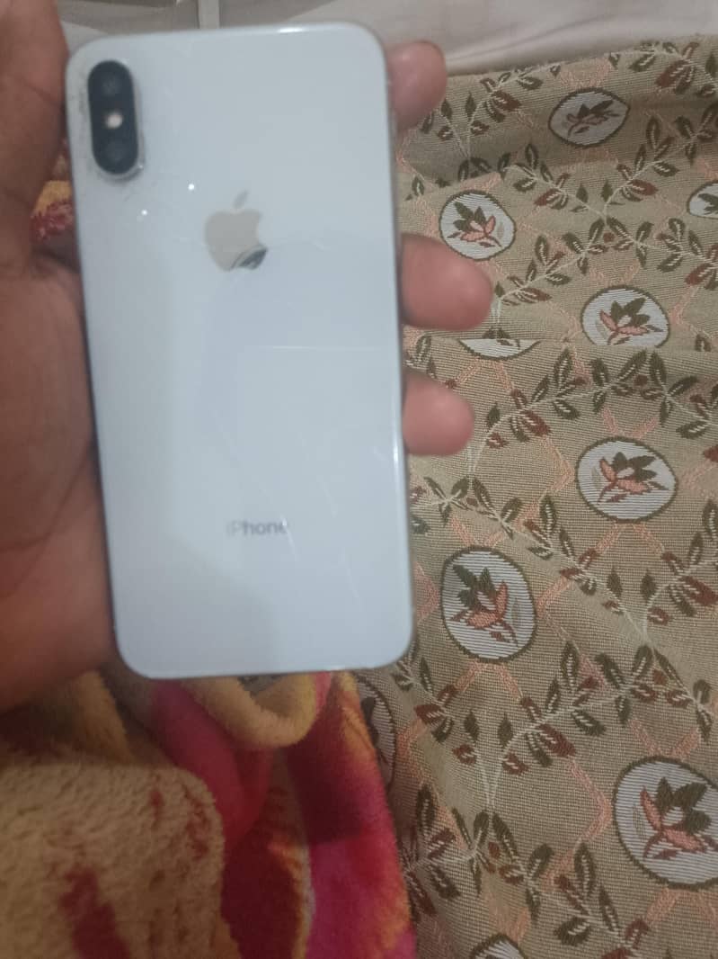Apple iPhone XS 1