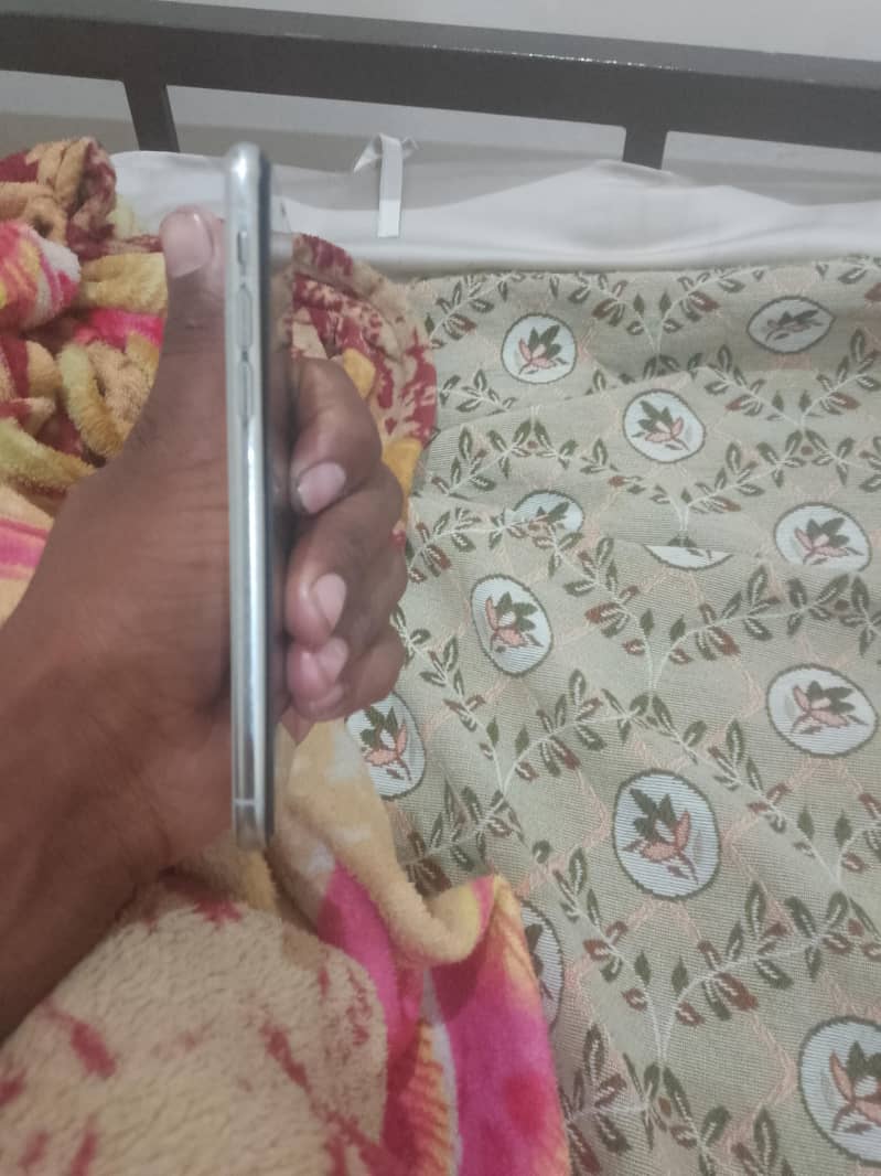 Apple iPhone XS 2