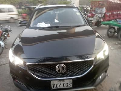 MG HS 2021