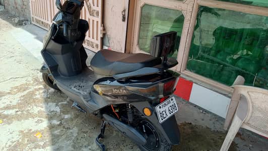 JOLTA company hai 6 moth huwy hai liya ko 400 mitar chali hai abi bil