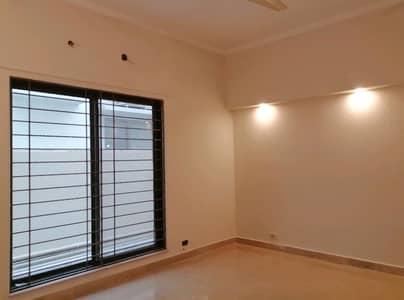 Wapda Town Phase 1 - Block F2 10 Marla House Up For rent
