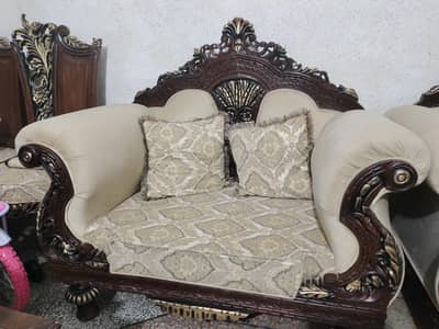 sofa set 5 seter sath ma tabel h ek bhara 2 choty, 10/10