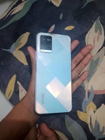 Vivo Y21